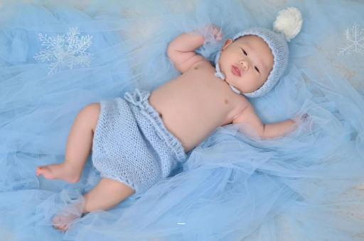 石狮宝宝老喊肚子疼还发烧